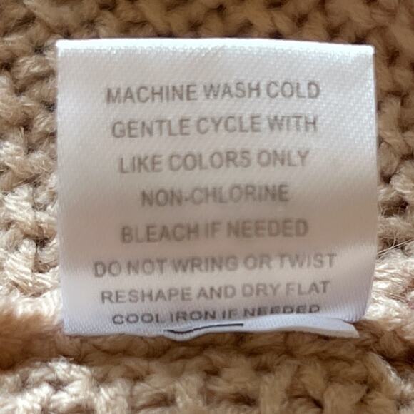 Charlotte Russe Cowl Neck Cable Knit Sweater Nude w/ Pink Undertones Size Medium - Picture 7 of 7